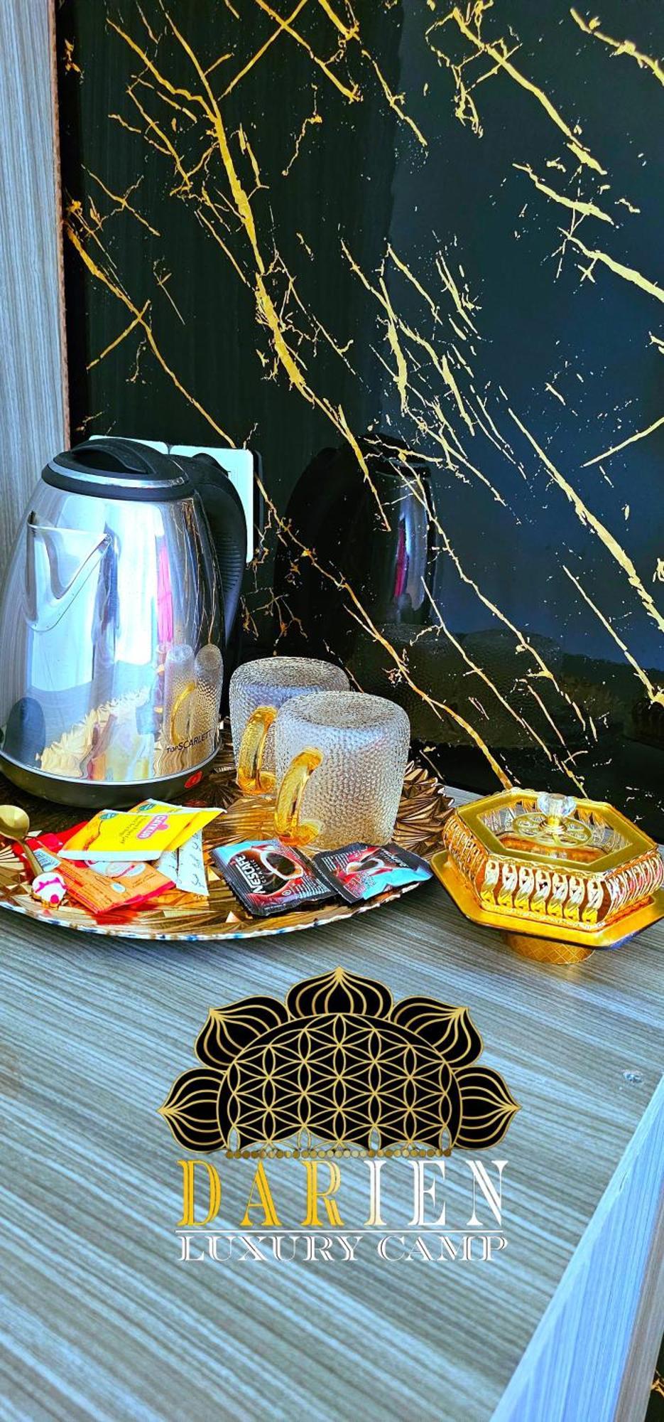 Titanic Camp Bed & Breakfast Wadi Rum Luaran gambar