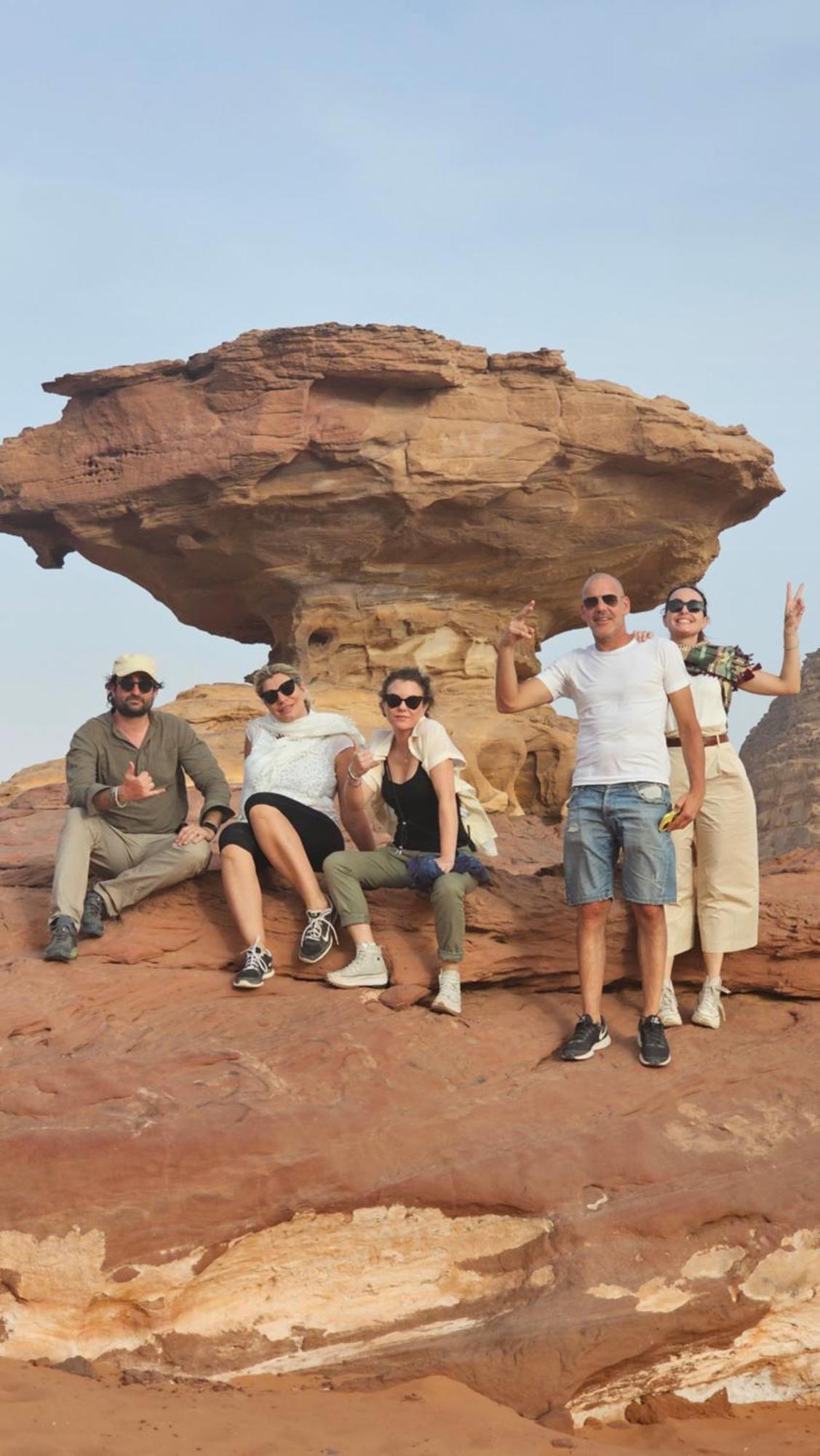 Titanic Camp Bed & Breakfast Wadi Rum Luaran gambar